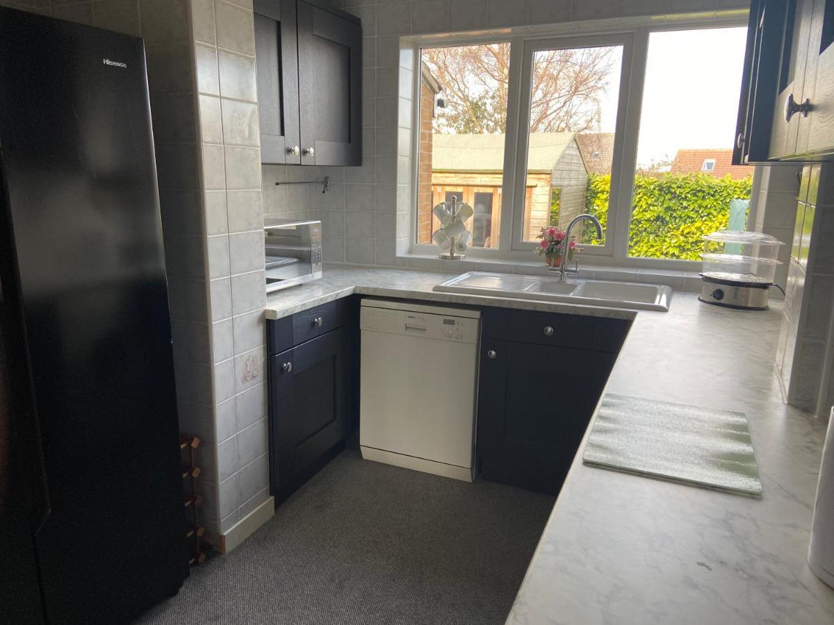 Large 4 Bedroom Home In Boston Spa Village In-Between York, Harrogate And Leeds, Sleeps 9 外观 照片