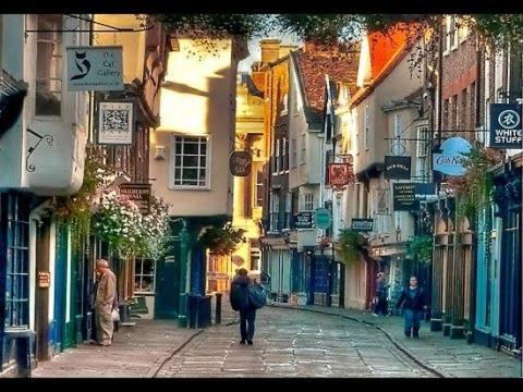 Large 4 Bedroom Home In Boston Spa Village In-Between York, Harrogate And Leeds, Sleeps 9 外观 照片