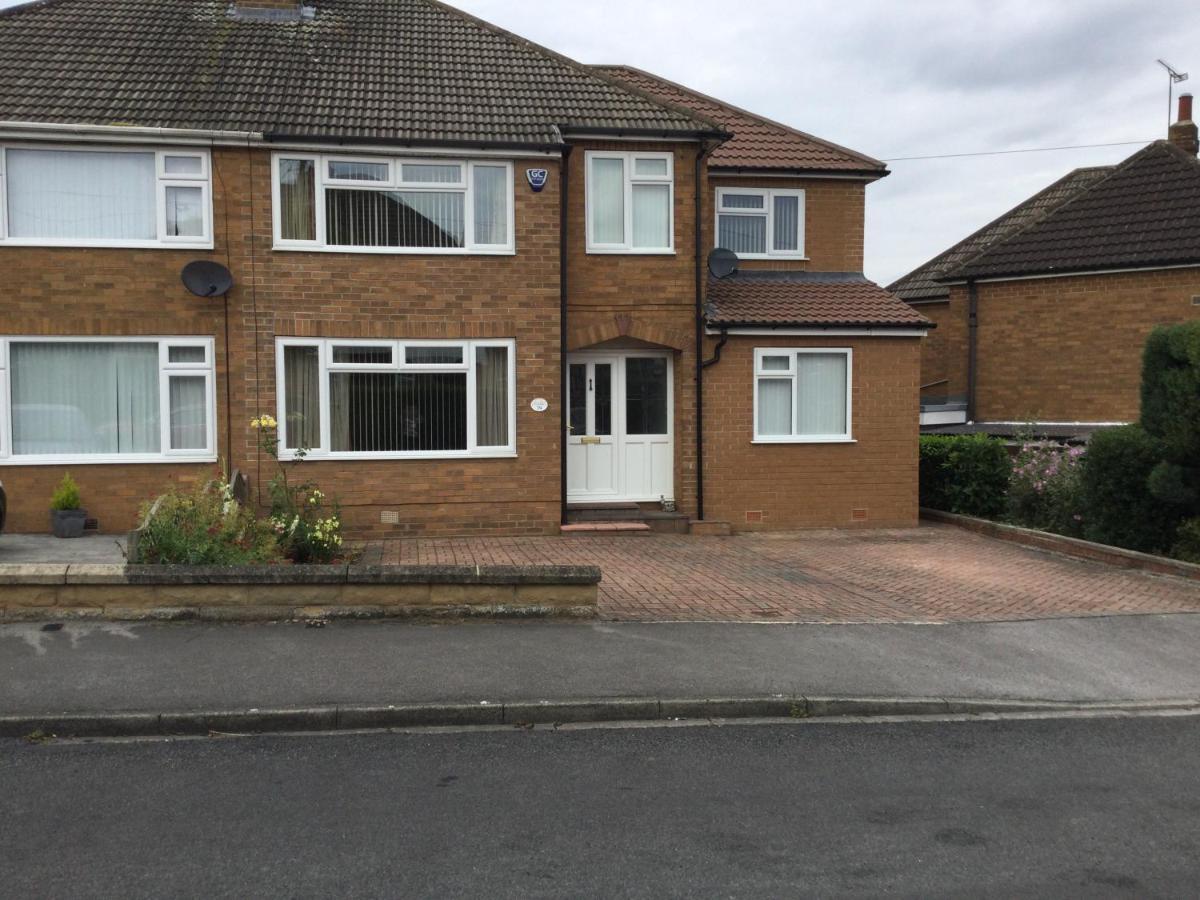 Large 4 Bedroom Home In Boston Spa Village In-Between York, Harrogate And Leeds, Sleeps 9 外观 照片