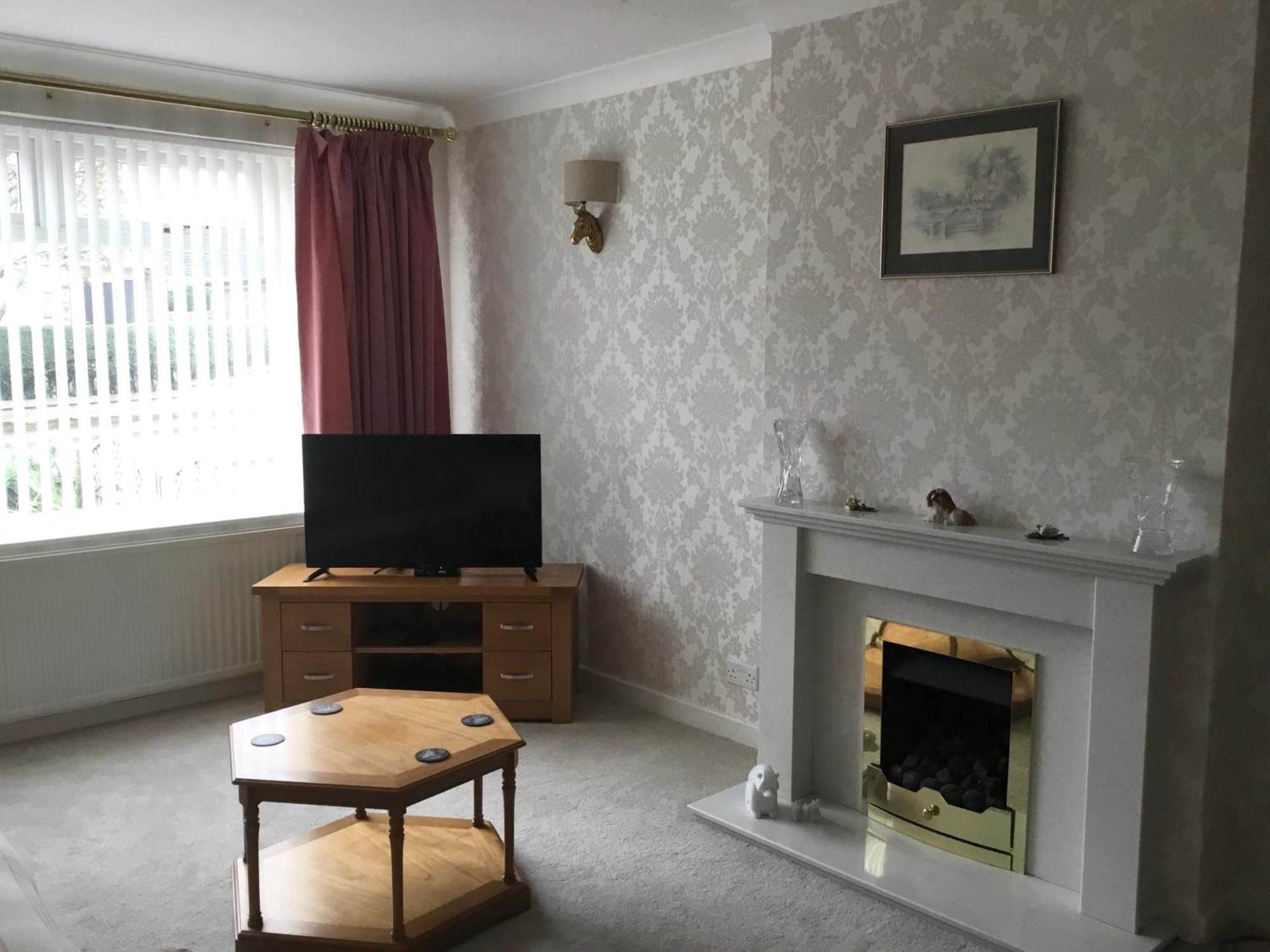 Large 4 Bedroom Home In Boston Spa Village In-Between York, Harrogate And Leeds, Sleeps 9 外观 照片
